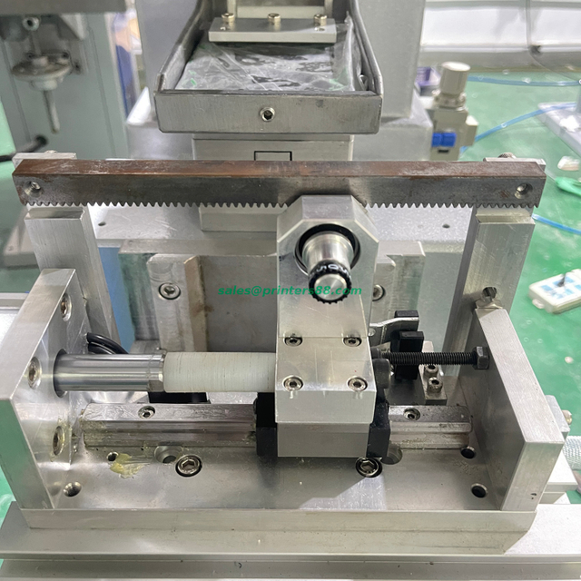 طابعة الوسادة لماكينة طباعة الوسادة بعجلات مضادة