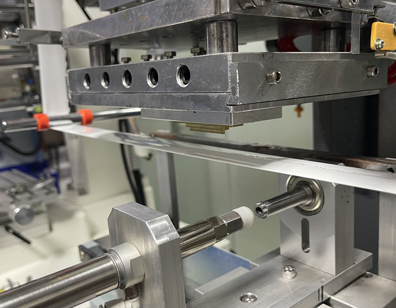 بيعت آلة الختم الساخن إلى الهند