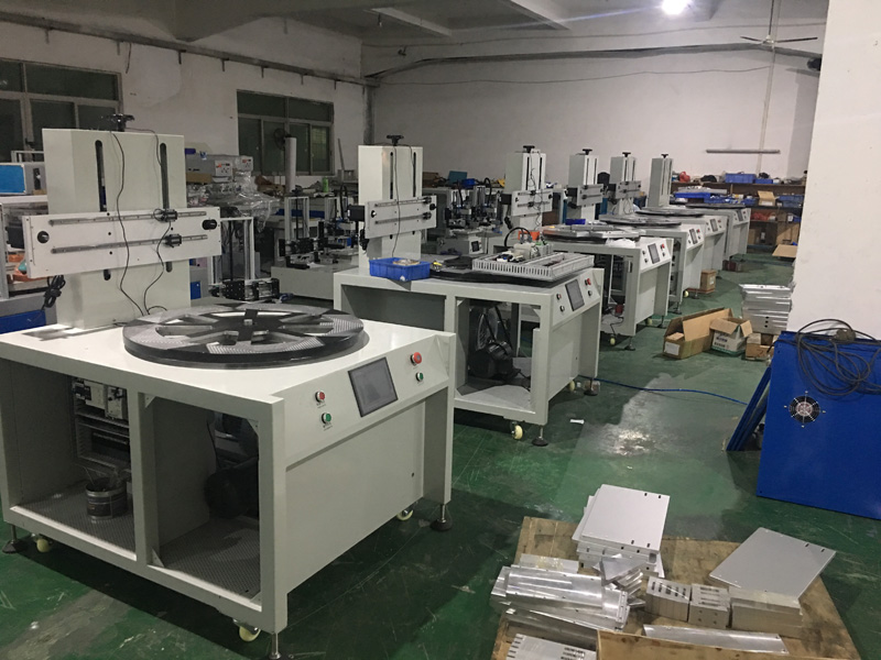 يشتري عميل الهند آلة طباعة شاشة المسطرة الأوتوماتيكية مرة أخرى