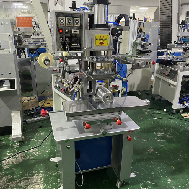 آلة الختم بالرقائق الساخنة المسطحة (HX-195F)