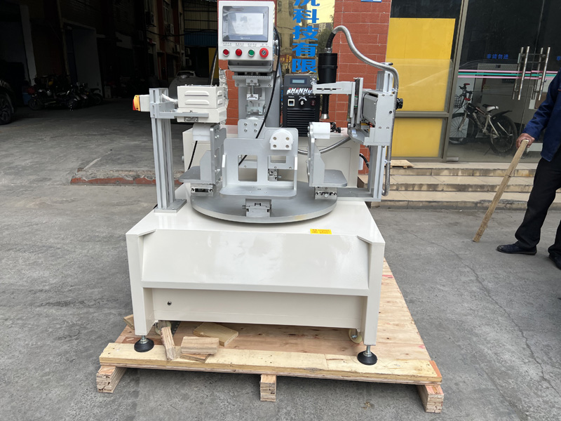 شحن طابعة الوسادة الدوارة إلى ماليزيا 