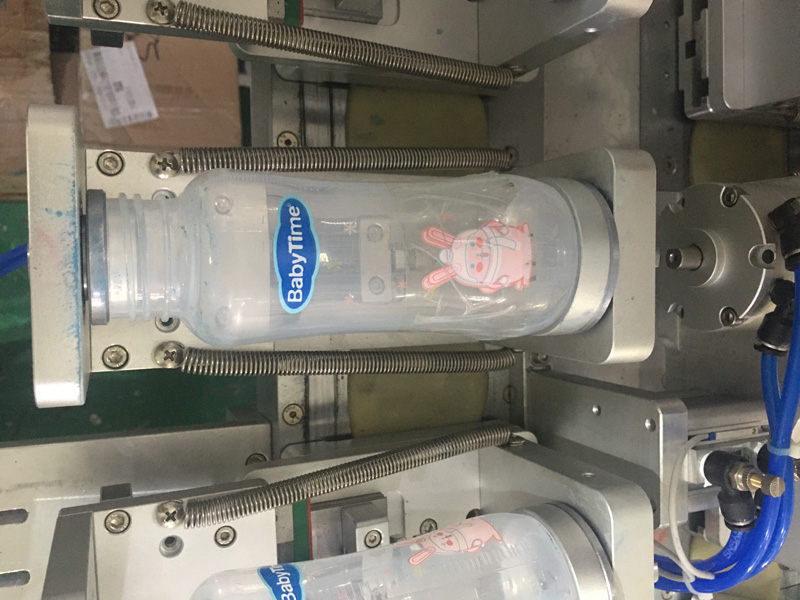 آلة طباعة الوسادة ذات ستة ألوان لتغذية الزجاجات